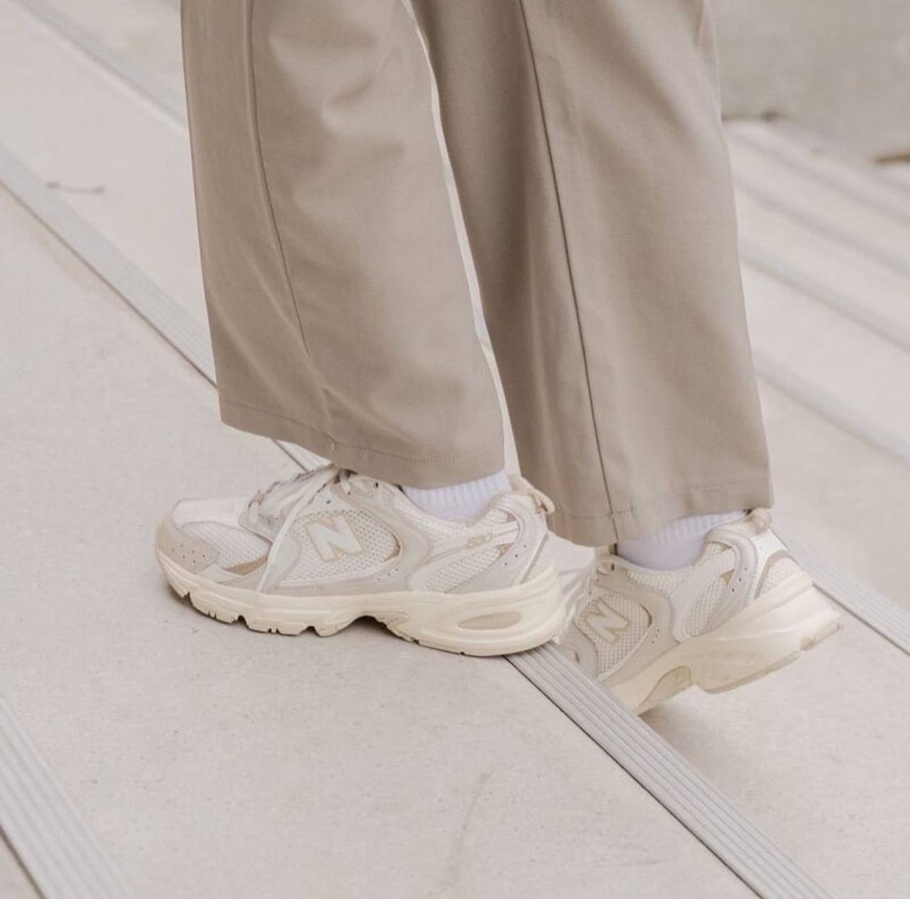 New Balance 530 Cream Beige Sneakers
