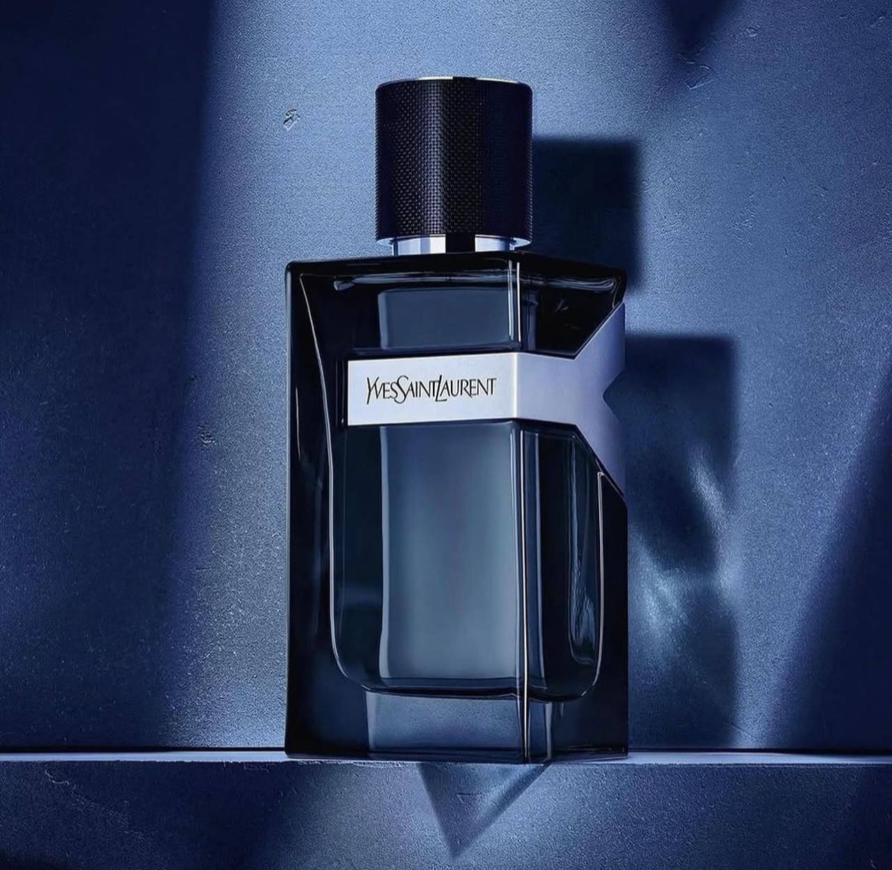 عطر نسائي زهري ساحر